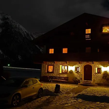 Fiakerhof Appartement Leutasch
